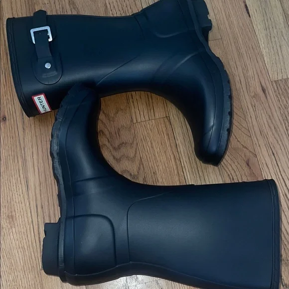 Hunter original short boot black 8 fits like 8.5 - Picture 4 of 7